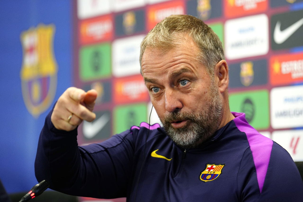 Flick insiste: "Joan García es el número uno, pero no distingo al segundo o al tercero"