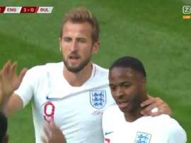 Harry Kane brilha com três gols e assistência. Captura/ZiggoSport