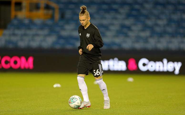 Harvey Elliott Became Fulham S Youngest Ever Player At 15 Besoccer