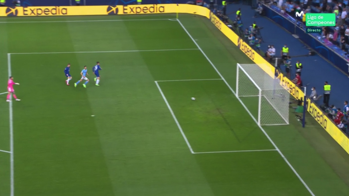 Mount S Pinpoint Pass Sees Havertz Score First Goal Of The Final Mount S Pinpoint Pass Sees Havertz Score First Goal Of The Final
