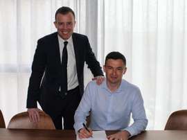 Leeds appoint Heckingbottom. LUFC