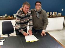 Los argentinos siguen confiando en Arzubialde. ClubSantamarina