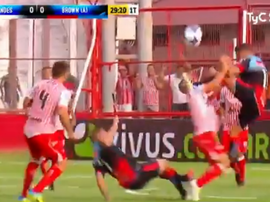 It was a horror tackle from Minadevino. Twitter