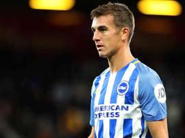 Hünemeier no tuvo continuidad en la Premier League. Twitter/OfficialBHAFC