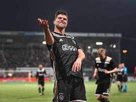 L'Ajax ouvre la porte à Huntelaar et Bruno Varela. Ajax