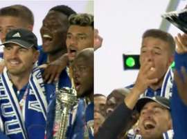 Casillas levantó la copa. Capturas/Teledeporte