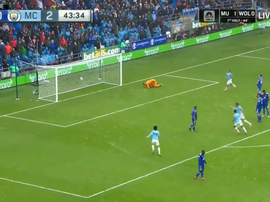 Ilkay Gundogan scores for Manchester City. Captura/NBCSN