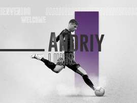 Lunin prêté à Valladolid par le Real Madrid. Twitter/realvalladolid