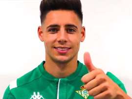 Álex Moreno, nouveau joueur du Betis. Twitter/RealBetis