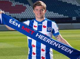 Dreyer arrive en prêt aux Pays-bas. Twitter/scHeerenveen
