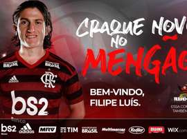 Filipe Luís é oficialmente jogador do Flamengo. Twitter/Flamengo