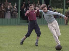 La serie 'Juego de Caballeros' y una rivalidad más allá del fútbol. Netflix