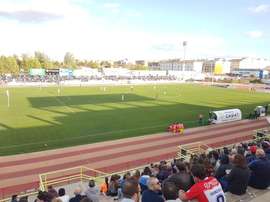 Carlitos mantiene al Badajoz en la plata. CDDonBenito