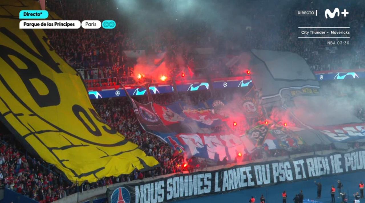 Gli ultras del PSG demoliscono il muro giallo con un pullman diretto a Wembley