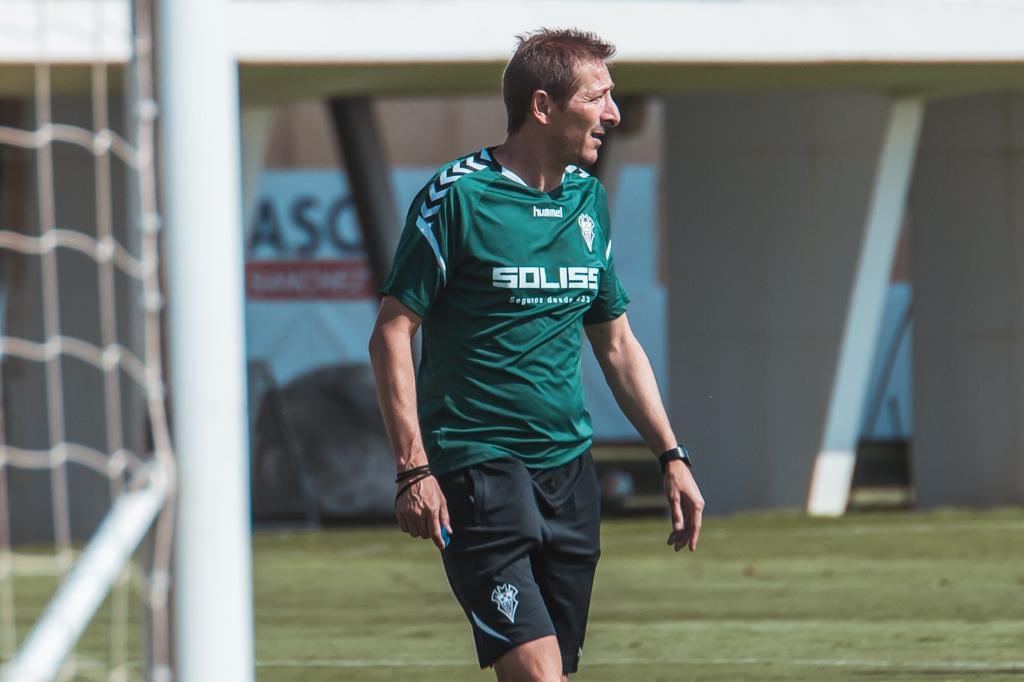 Luis Miguel Ramis durante un entrenamiento del Albacete.