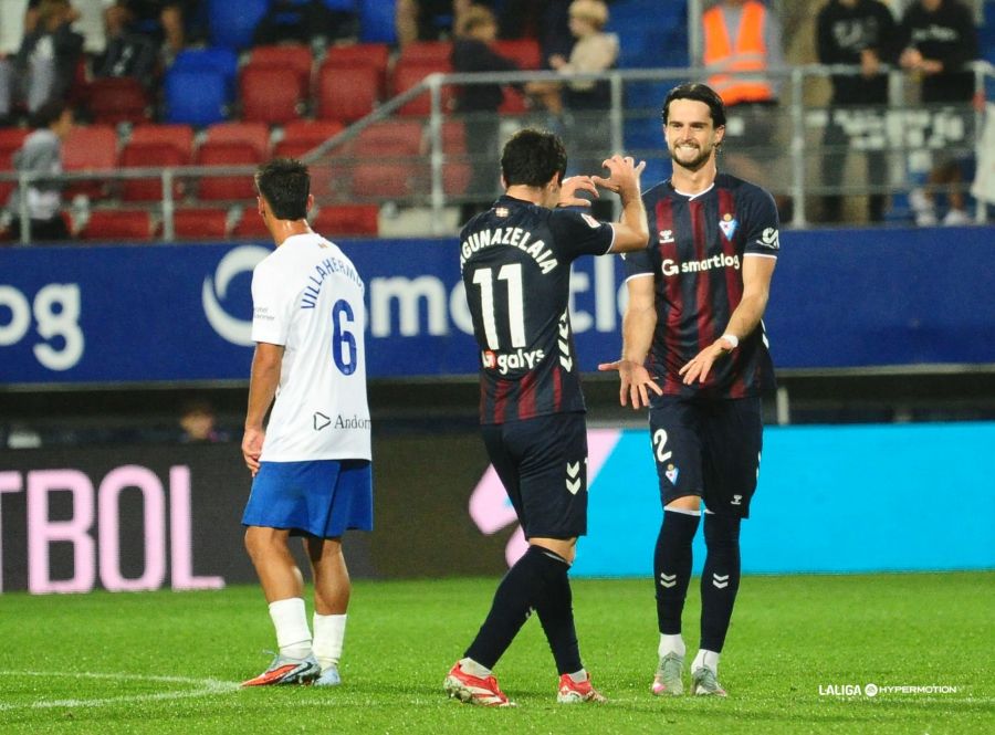 Cubero y Javi Martínez finiquitan al Andorra