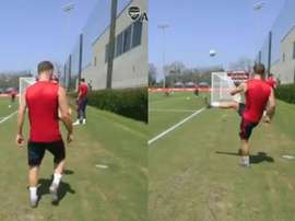 Le but impossible de Mustafi. Capture/ArsenalMedia