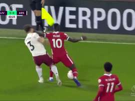 Liverpol-Arsenal card controversy. Screenshot/DAZN