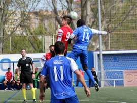 El Ebro refuerza su defensa con el fichaje de un jugador contrastado. HérculesCFOficial