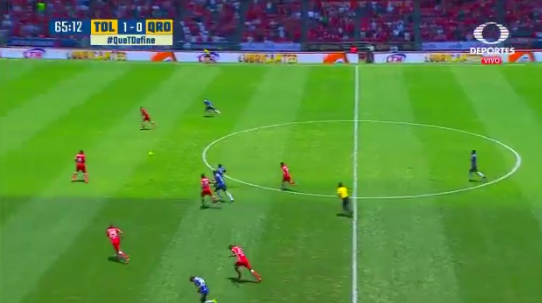 El golazo de la jornada en México: ¡Sanvezzo anotó desde el centro del campo!