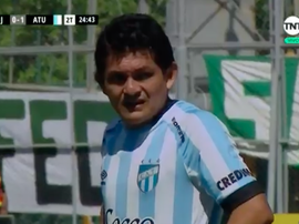 Anotó todos los goles en la primera mitad. Captura/TNTSports