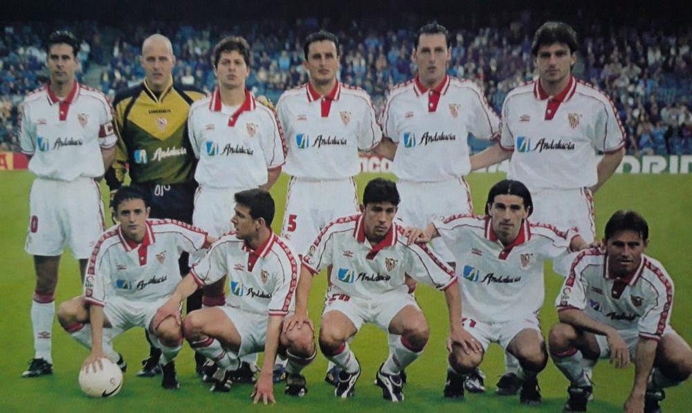 Tsartas formó parte del Sevilla en la temporada a finales de los años 90. EFE
