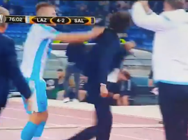 El delantero italiano se volvió loco tras marcar el 4-1. Captura/8