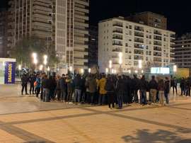 Algunos aficionados del Zaragoza estallaron contra sus jugadores. Twitter/partidazocope