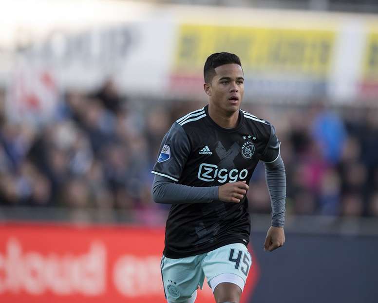 Ajax To Meet Kluivert S Demands To Keep Him In Holland Besoccer
