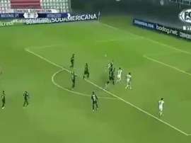 Santacruz inauguró el marcador de la mejor manera posible. FOXSports2