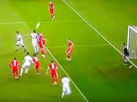Bartra s'est envolé et a marqué. Capture/TVE