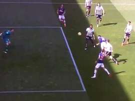 Neymar scored the first goal with a well executed goal. Screenshot/BeINsports