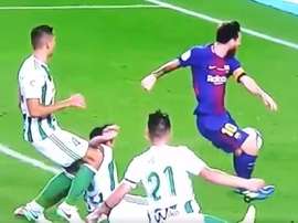 Messi no llegó a rematar por unos centímetros. LaLigaTV