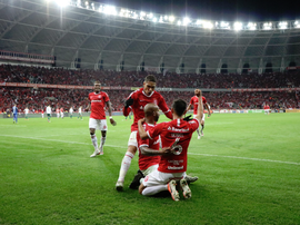 Internacional celebró el pase al borde del infarto. Twitter/SCInternacional
