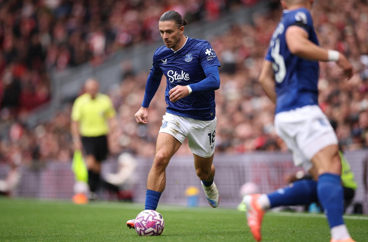 Jack Grealish retrouve le sourire à Everton