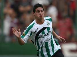 James brilló en Banfield. Twitter