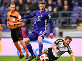 James Lawrence is a surprise inclusion in the Wales squad. TWITTER/RSCANDERLECHT