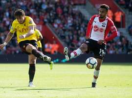 O lateral holandês apontou o gol que fechou o resultado. Twitter/WatfordFC