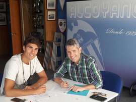 El Alcoyano ha cerrado un acuerdo con el centrocampista Ribelles. CDAlcoyano