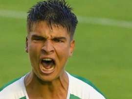 Siverio abandona el Racing y vuelve a las islas. LaLiga