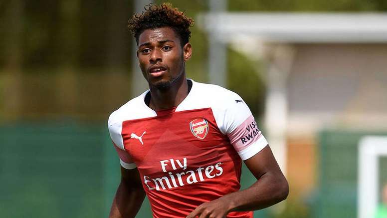 نتيجة بحث الصور عن Jeff Reine-Adelaide arsenal
