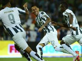 Jefferson Duque, Gilberto García y Marlos Moreno celebran un gol con el Atlético Nacional. Archivo/EFE