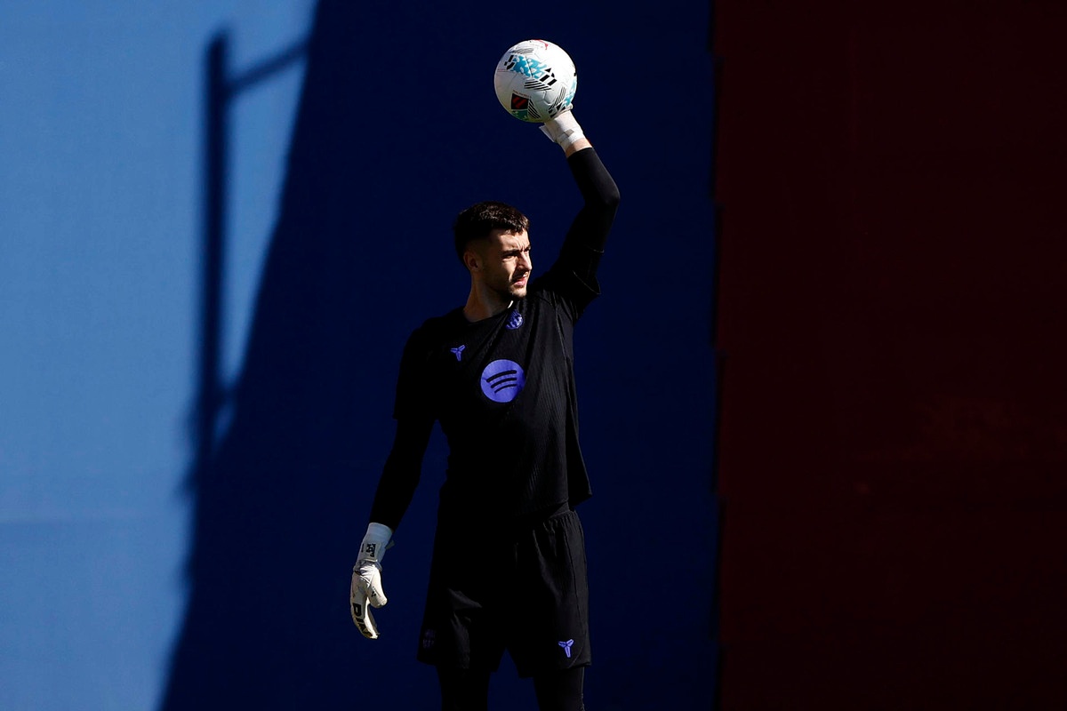 Joan García devrait être forfait pour le 'Clasico', le FC Barcelone reste prudent