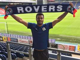 El delantero se ha comprometido con los 'rovers' hasta junio de 2018. BlackburnRovers