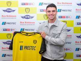 Burton Albion dá oportunidade a Joe Powell. BurtonAlbion