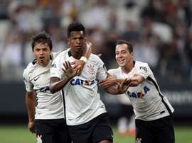 Os gols de Jô foram fundamentais no título do Corinthians. Twitter/Corinthians