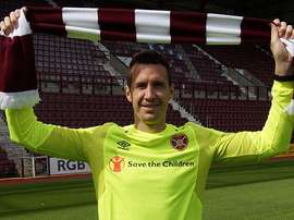 Jon McLaughlin defenderá la portería del Heart of Midlothian. Twitter/JamTarts