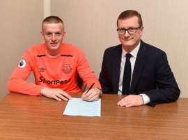 O Everton não olhou a poupanças para garantir um dos mais promissores goleiros ingleses. Everton
