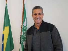 Jorginho durou um mês como técnico do Coritiba. Twitter/Coritiba