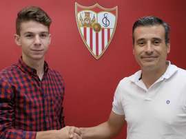 José María Amo sigue con sus problemas de rodilla. SevillaFC